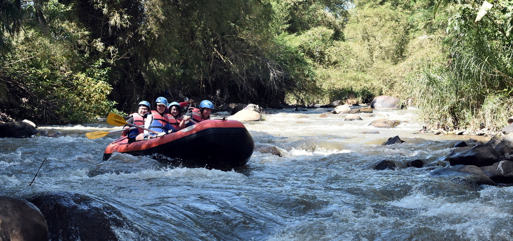 rafting cisadane
