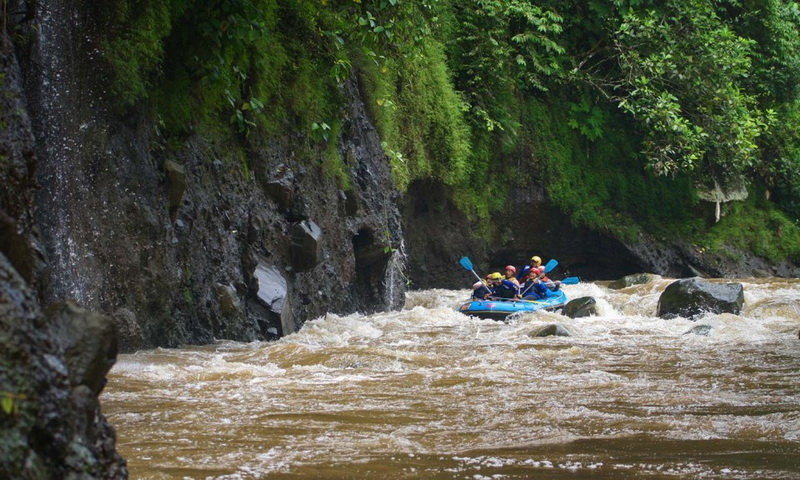 Rafting Sungai Progo Yogyakarta